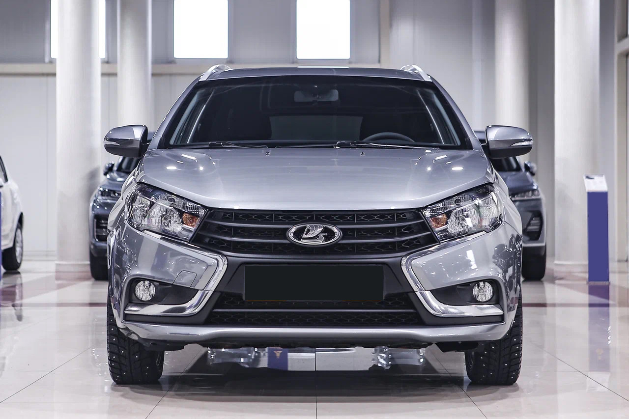 Купить Vesta с пробегом