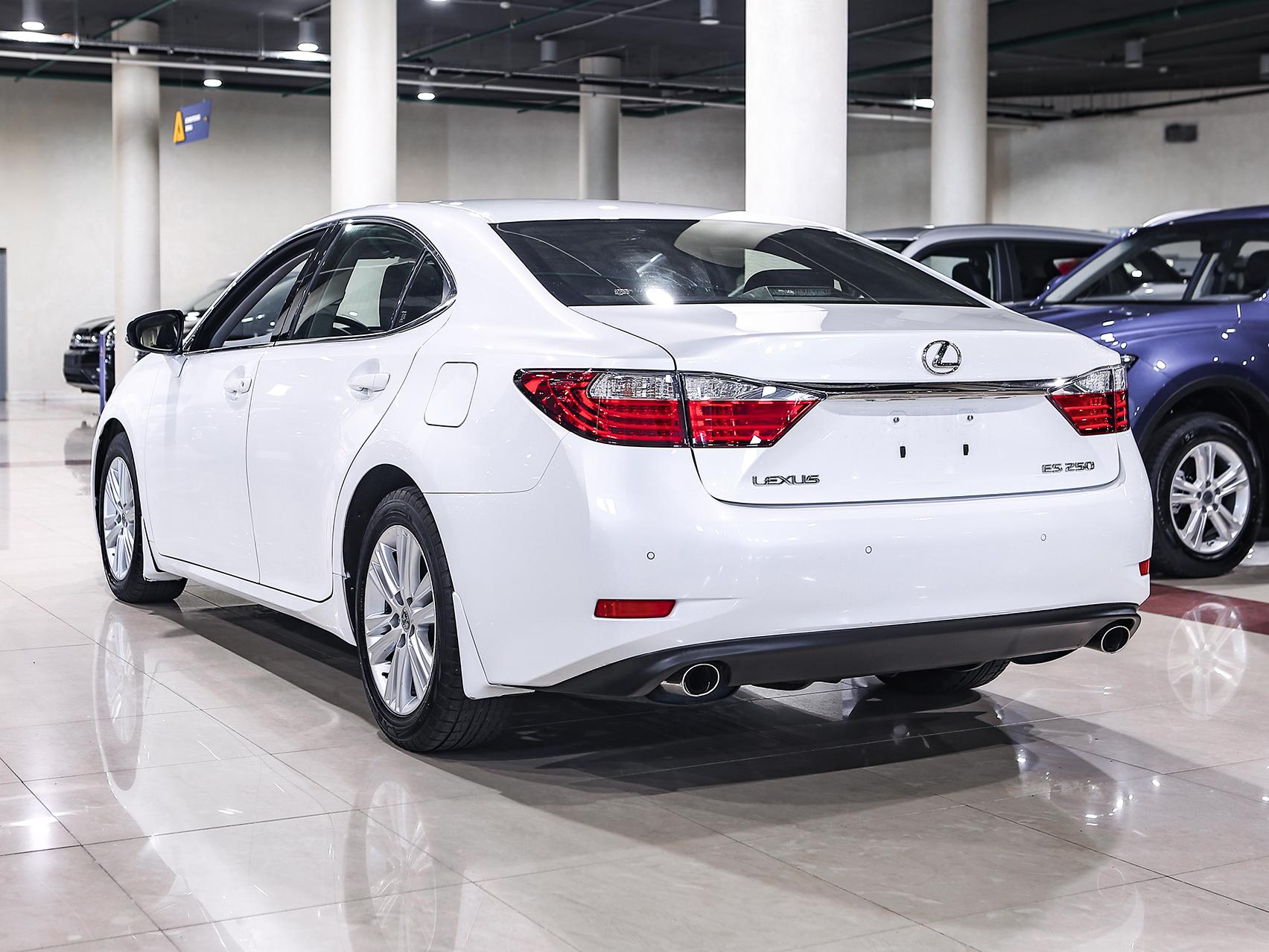 Купить ES с пробегом